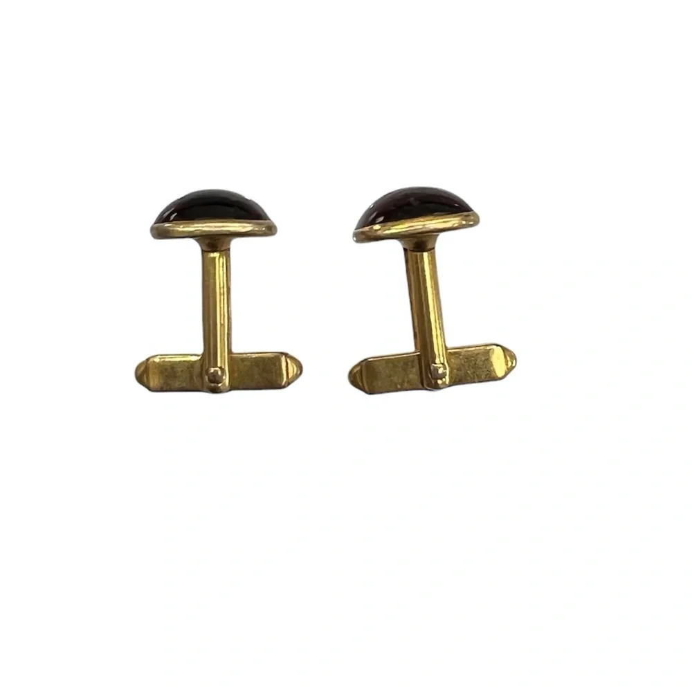 VINTAGE SWANK RED DOMED GOLD TONE CUFFLINKS